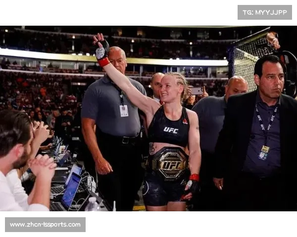 张伟丽回应挑战舍甫琴科 称泰拳技巧是制胜关键 张伟丽回应挑战舍甫琴科 称泰拳技巧是制胜关键